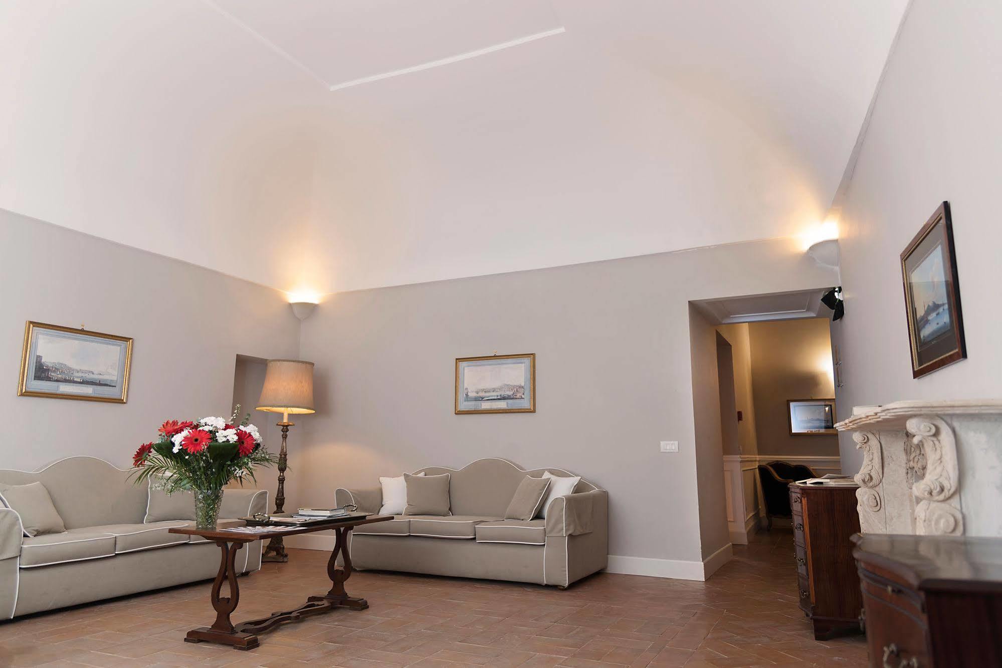 Palazzo Riario Sforza Hotell Napoli Eksteriør bilde