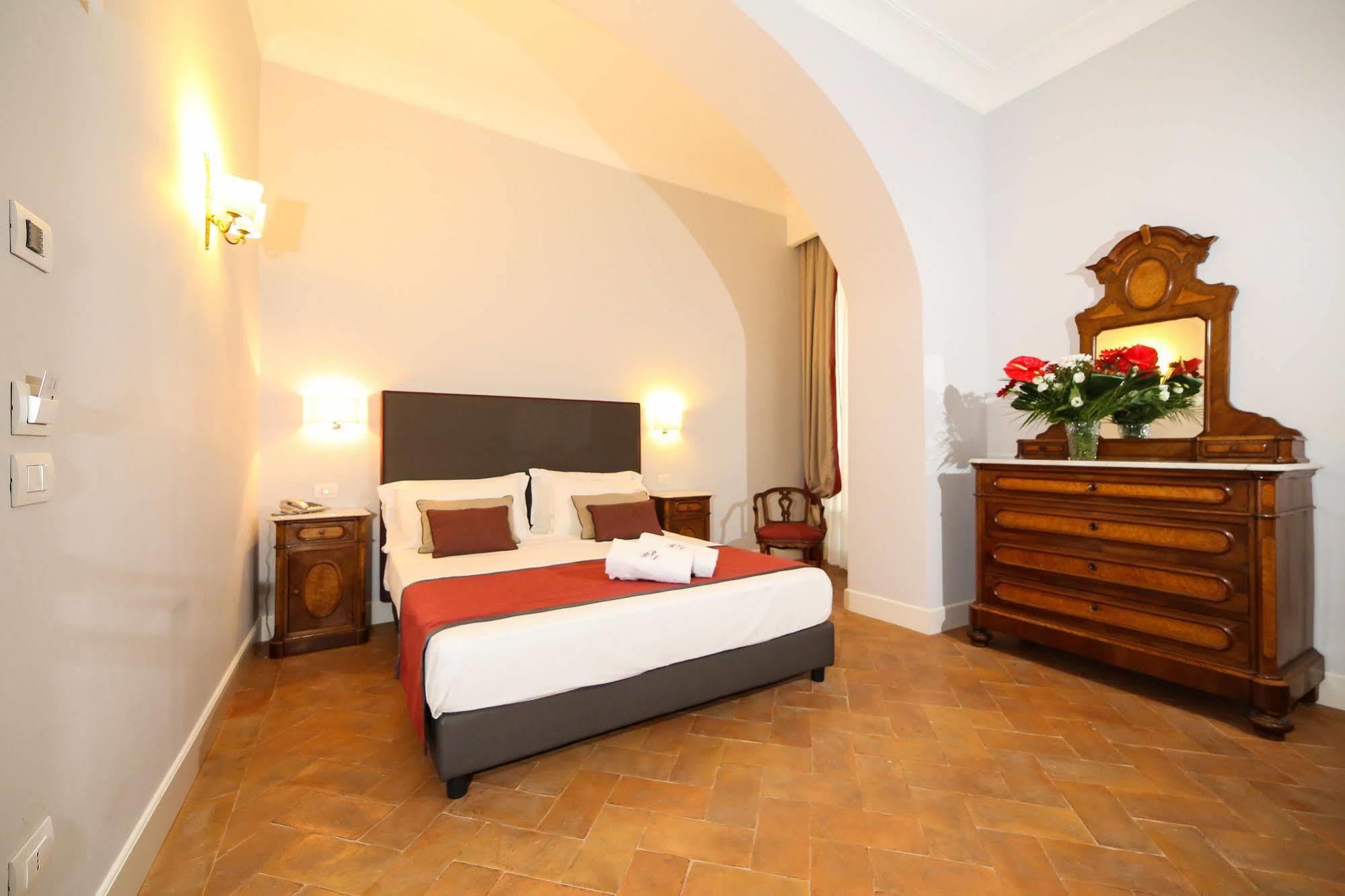Palazzo Riario Sforza Hotell Napoli Eksteriør bilde
