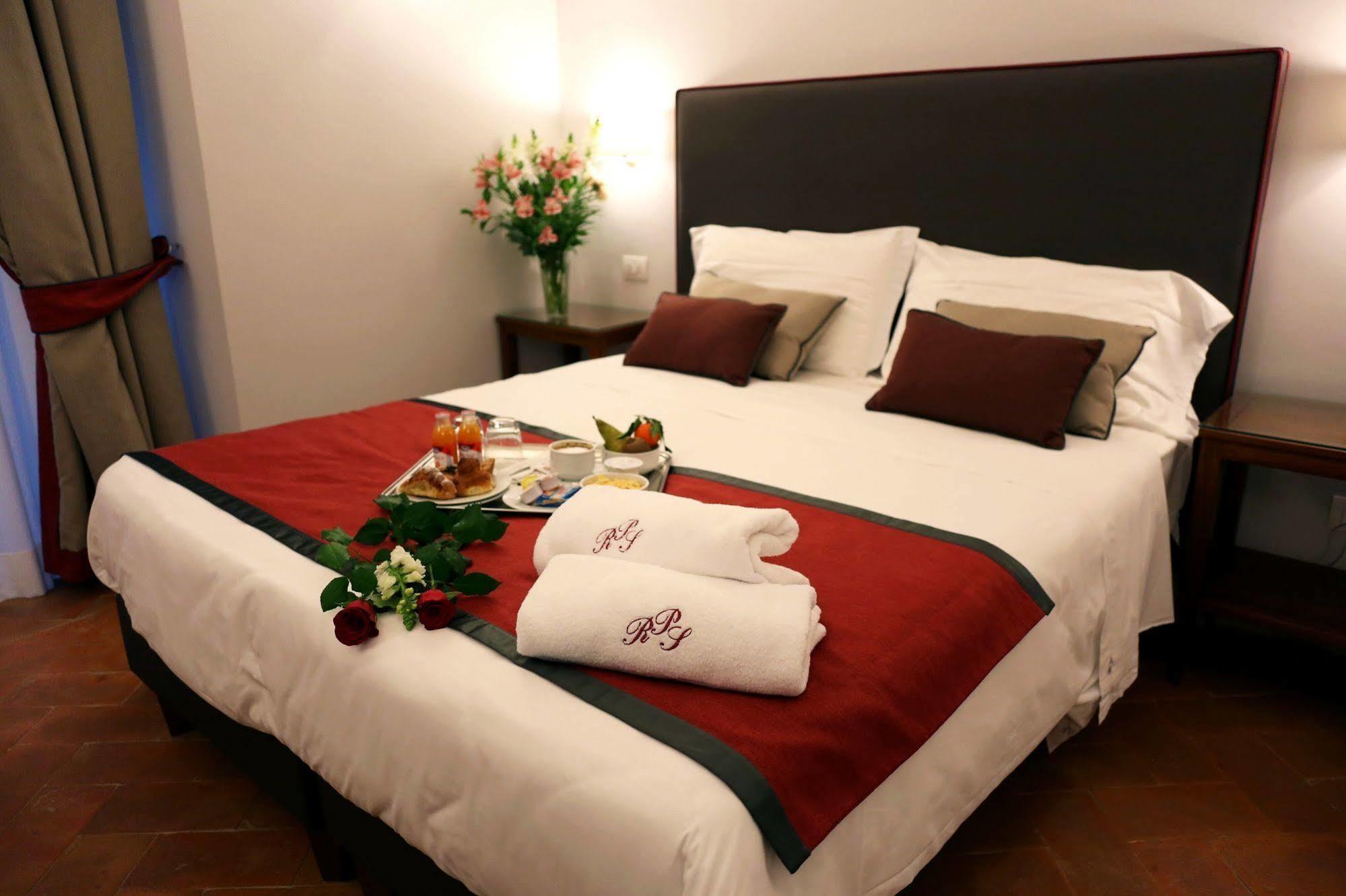 Palazzo Riario Sforza Hotell Napoli Eksteriør bilde