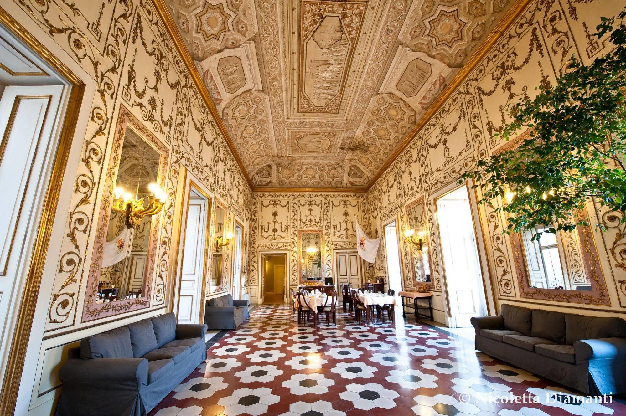 Palazzo Riario Sforza Hotell Napoli Eksteriør bilde